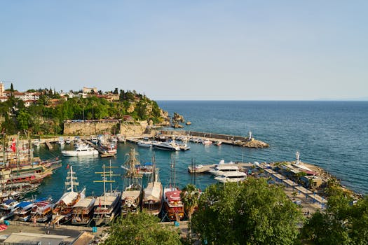 Hotels That Offer Private Yacht and Marina Access